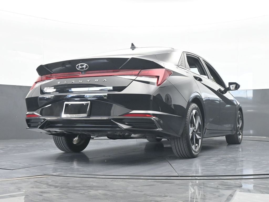 Used 2022 Hyundai Elantra SEL w/ Convenience + Premium Package image 58