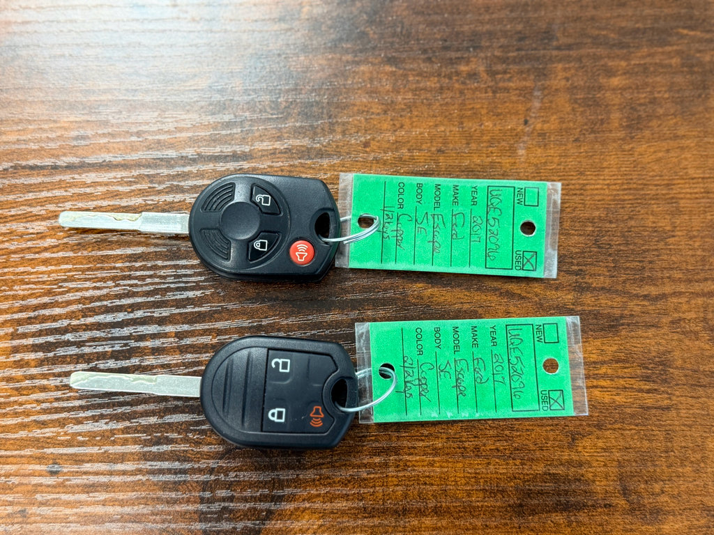 Used 2017 Ford Escape SE image 33