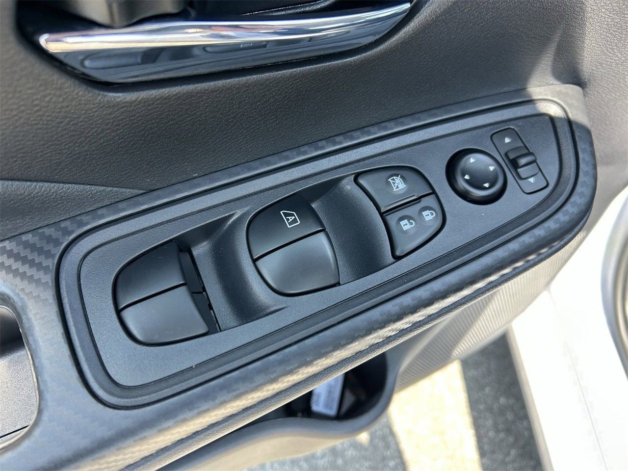 New 2025 Nissan Versa SV w/ Trunk Package image 20