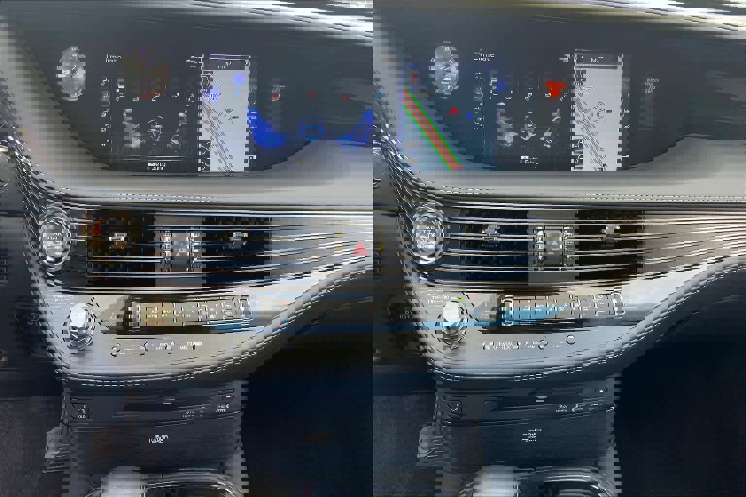 Used 2018 Lexus LS 500 w/ Interior Upgrade Package image 33