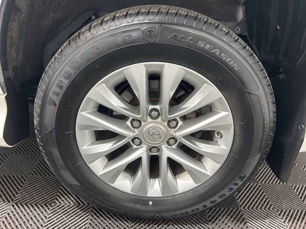Used 2023 Lexus GX 460 Premium w/ Premium Plus Package image 40