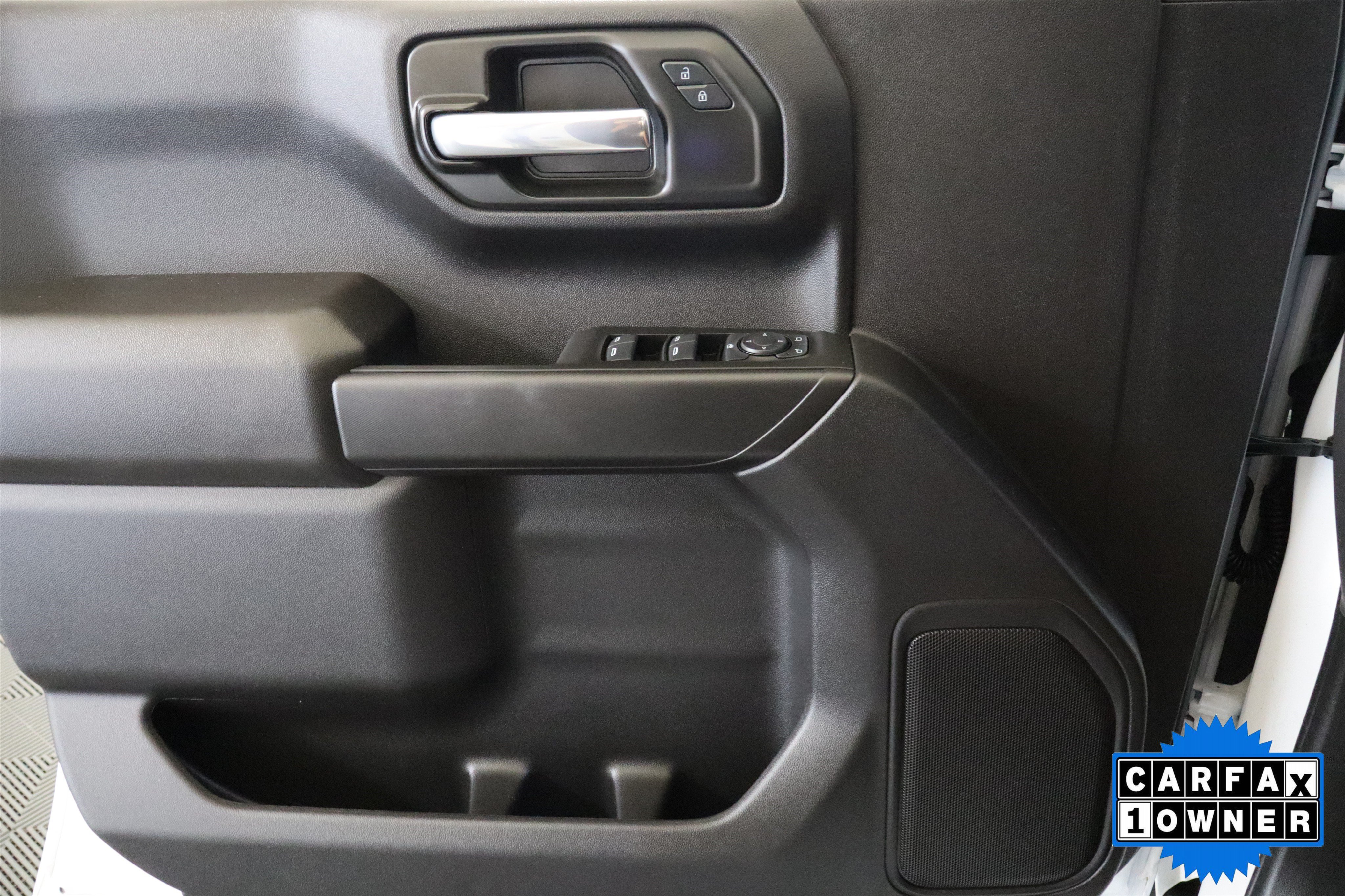 Used 2025 Chevrolet Silverado 1500 Custom w/ Turbomax Blackout Package AWD/4WD image 34