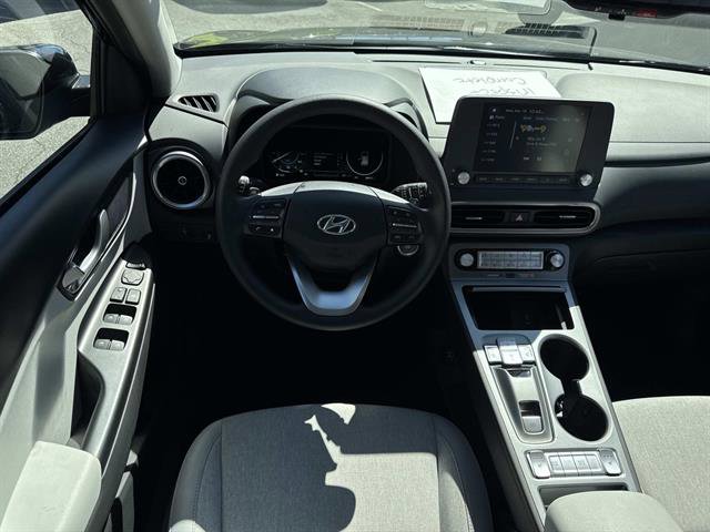 Used 2023 Hyundai Kona SE w/ Cargo Package FWD image 10