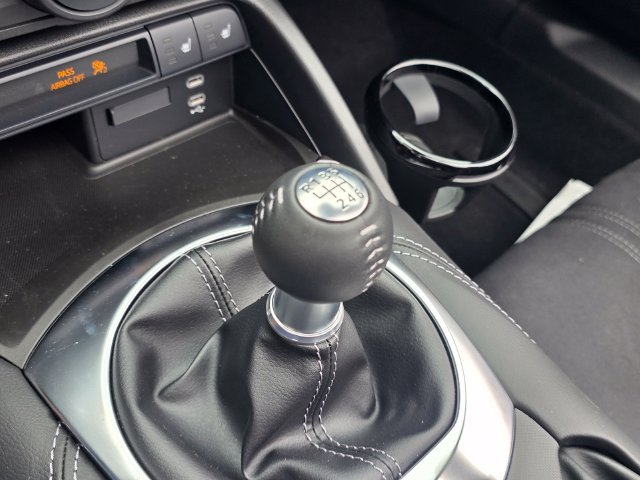 New 2026 MAZDA MX-5 Miata Club RWD image 22