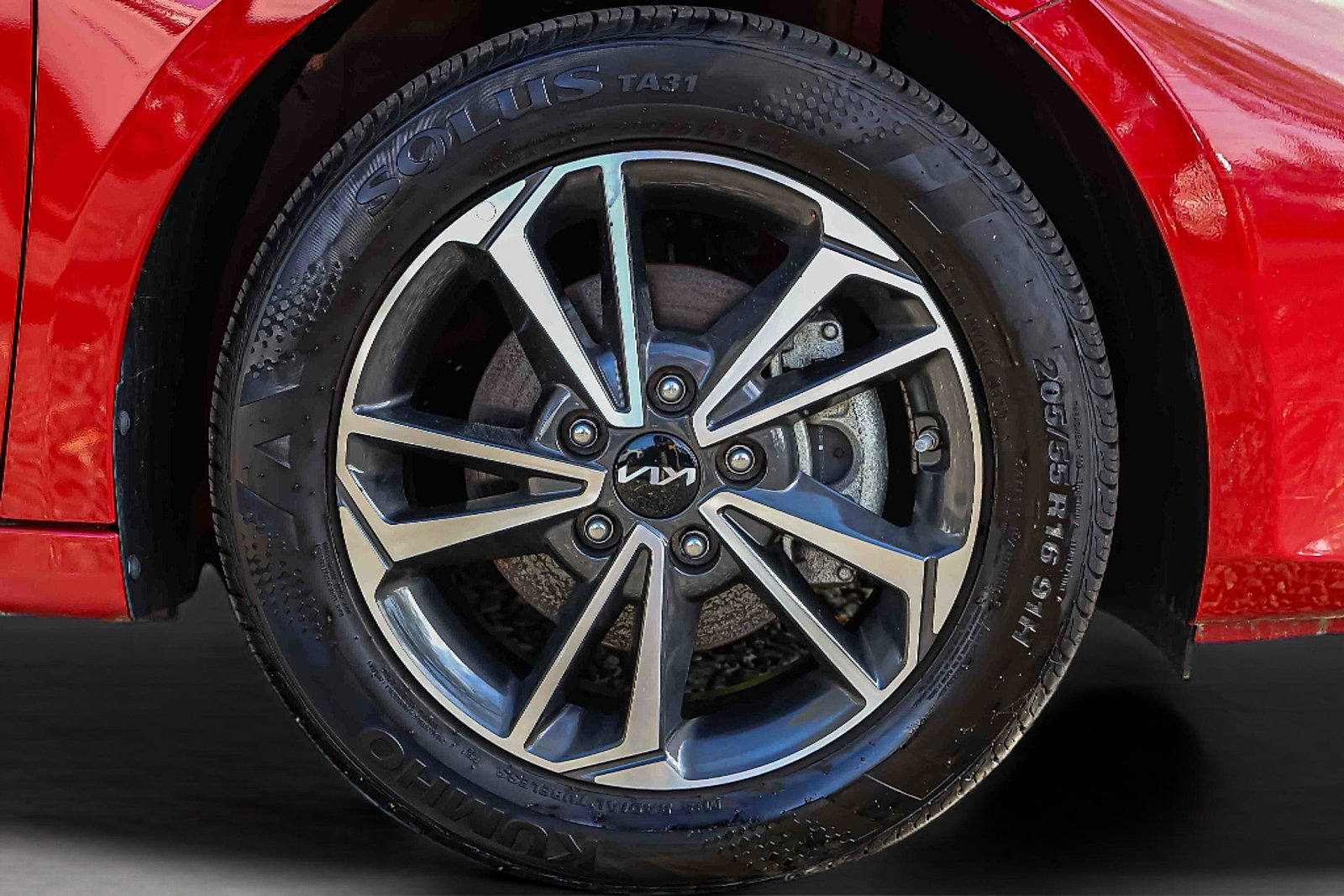 Certified 2024 Kia Forte LXS w/ LXS Technology Package FWD image 28