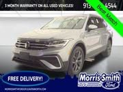 Used 2022 Volkswagen Tiguan SE image 1