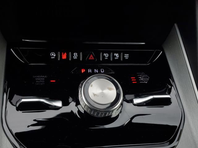 New 2026 Jeep Grand Wagoneer L Limited AWD/4WD image 33