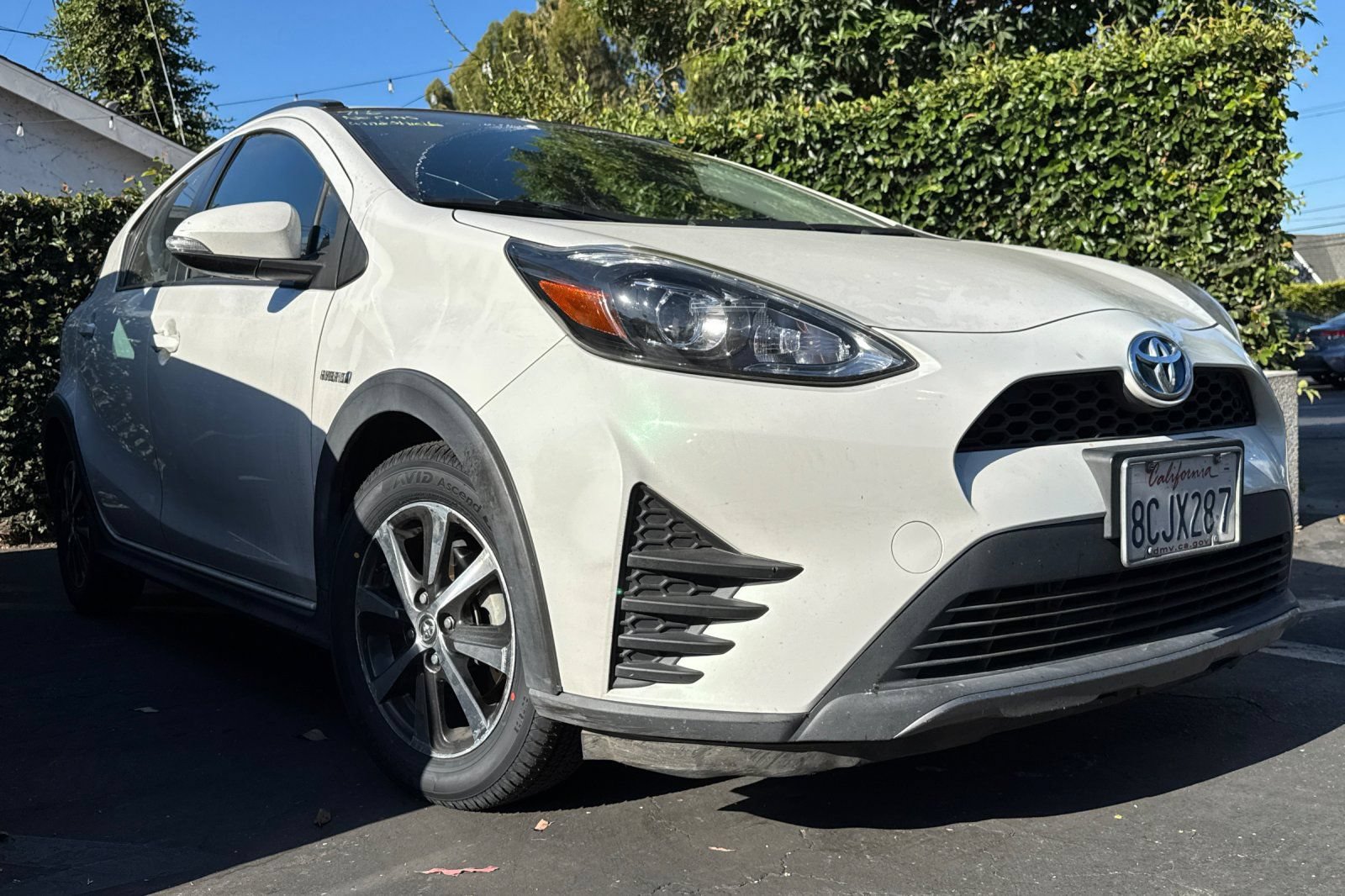 Used 2018 Toyota Prius C Two w/ Carpet Mat Package FWD image 2