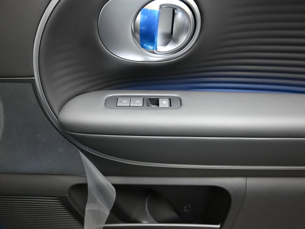 Used 2026 Hyundai Ioniq 9 SEL image 11