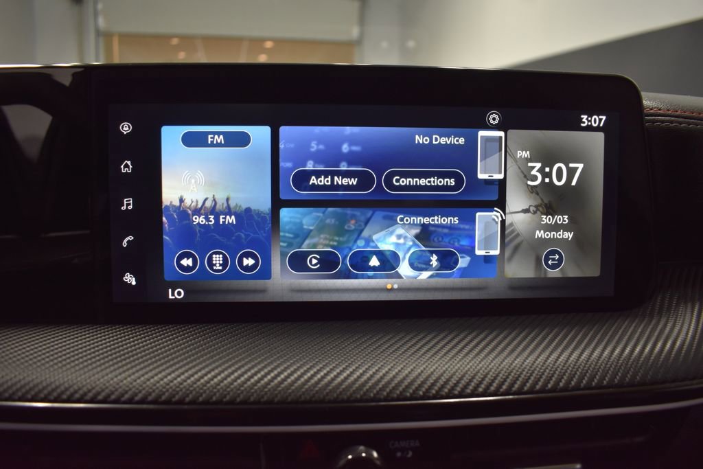 Certified 2025 Nissan Kicks SR image 19