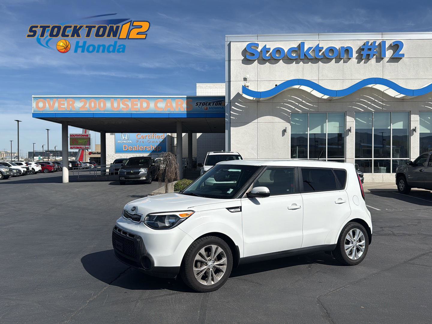 Used 2014 Kia Soul + FWD image 1