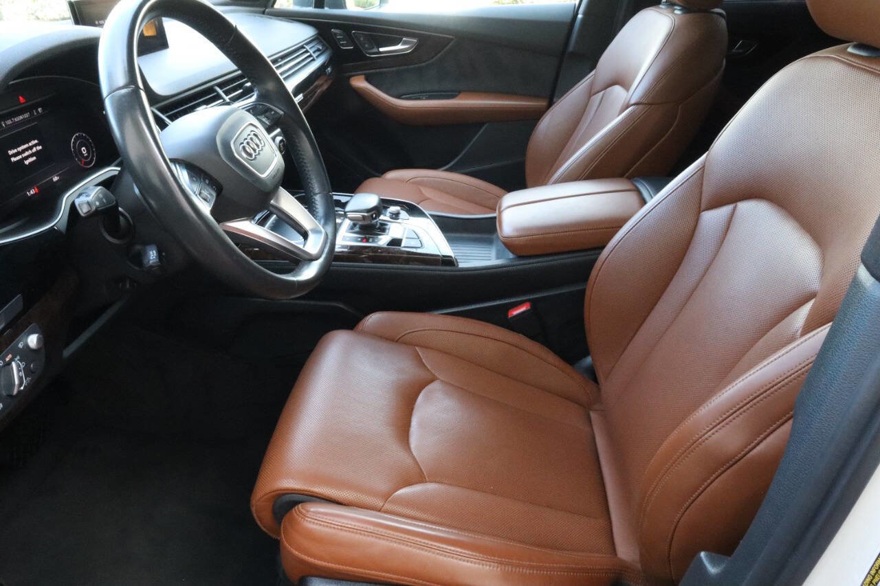 Used 2019 Audi Q7 3.0T Prestige image 9