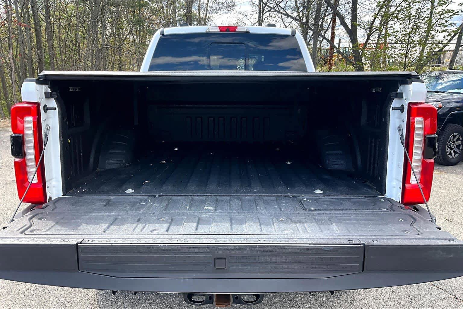 Used 2023 Ford F250 Lariat w/ Lariat Ultimate Package AWD/4WD image 31