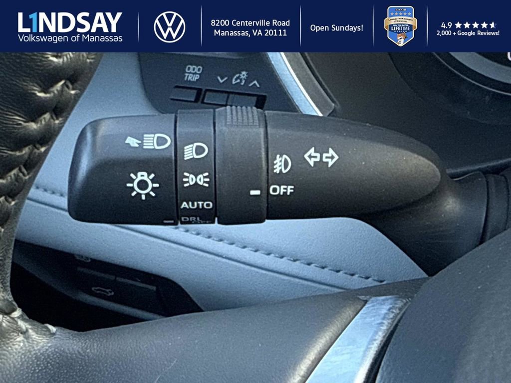 Used 2020 Toyota Highlander XLE image 22