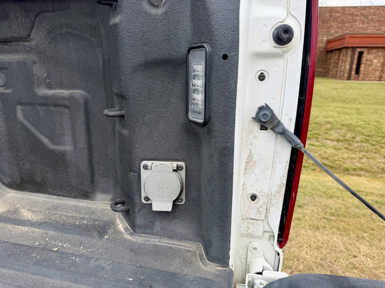 Used 2024 Chevrolet Silverado 2500 LT image 39