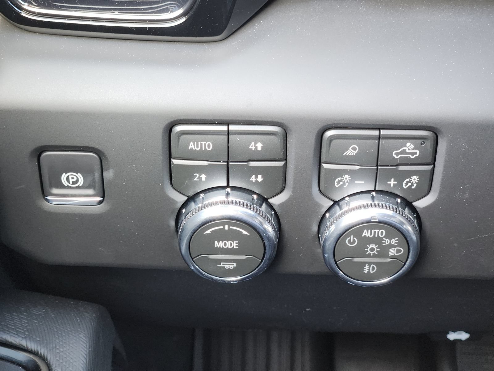 New 2026 GMC Sierra 2500 AT4X AWD/4WD image 26