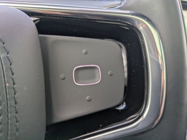 Used 2025 Lincoln Nautilus Premier w/ Equipment Group 102A image 13