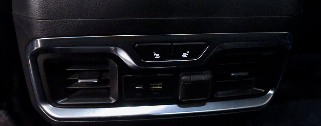 Used 2020 Chevrolet Silverado 3500 High Country w/ LPO, Dark Essentials Package image 31