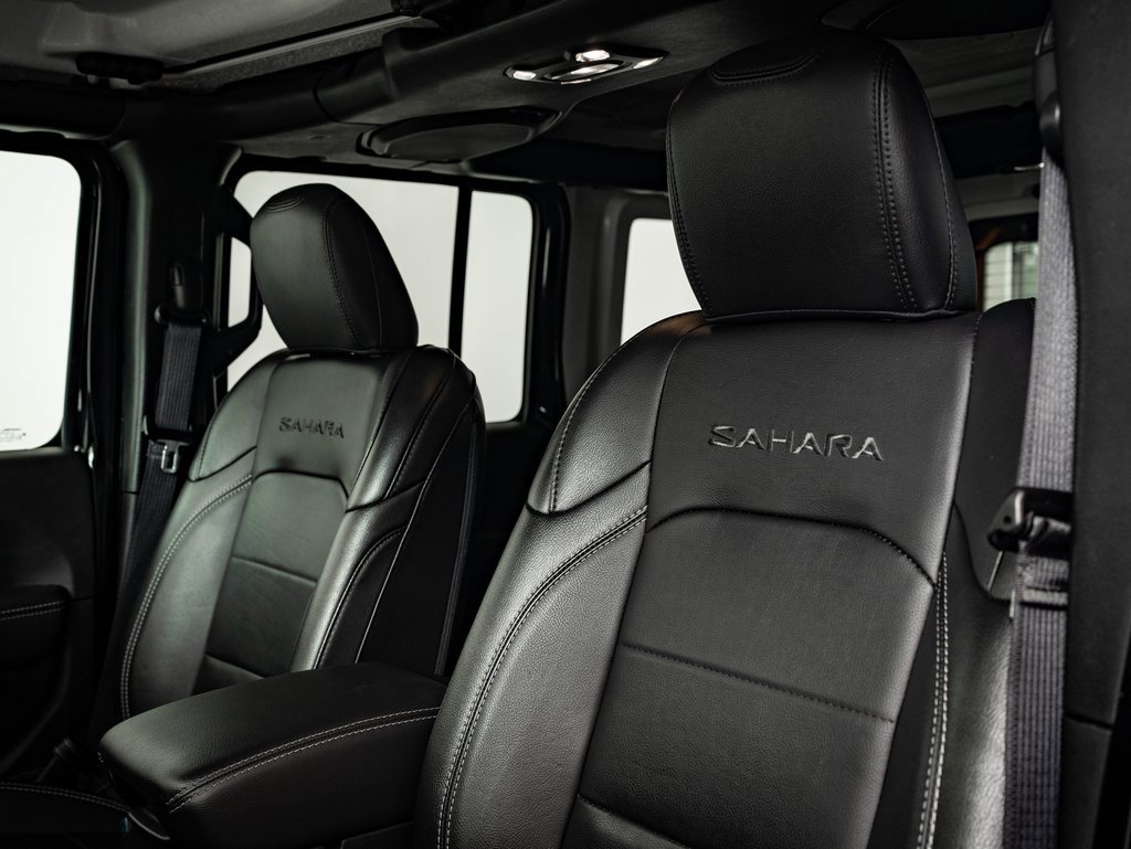 Used 2023 Jeep Wrangler Unlimited Sahara w/ Cold Weather Group image 25