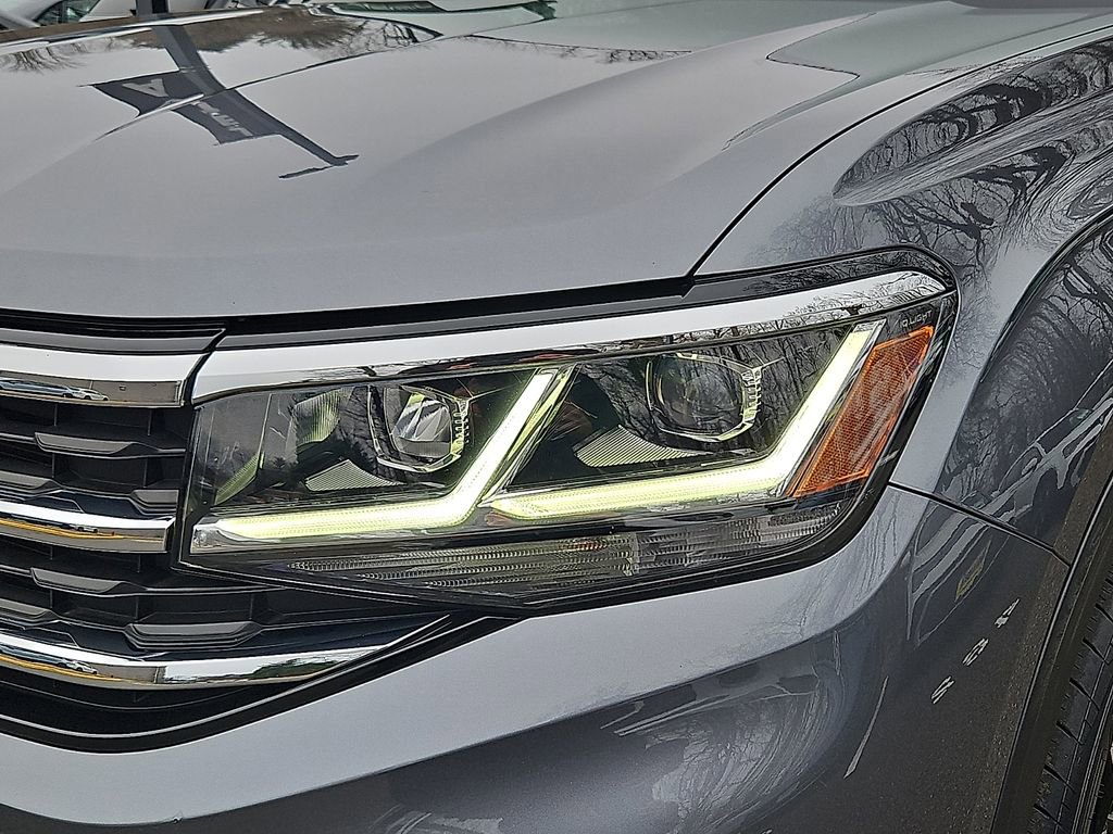 Certified 2022 Volkswagen Atlas SEL image 9