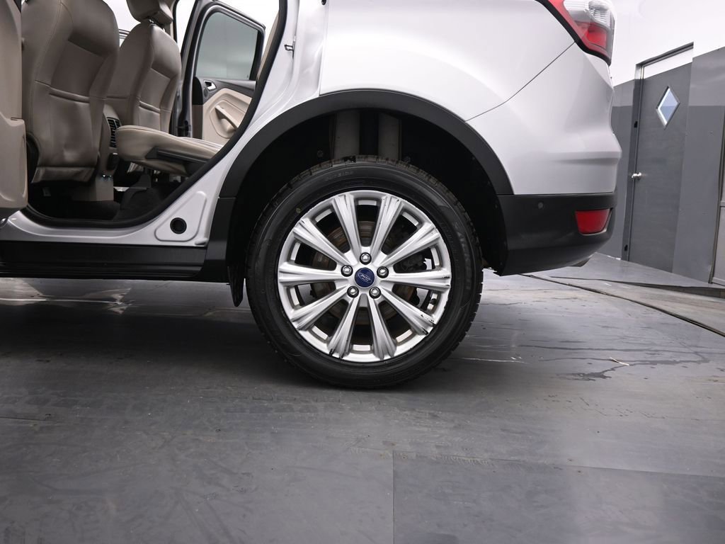 Certified 2017 Ford Escape Titanium w/ Equipment Group 301A image 24