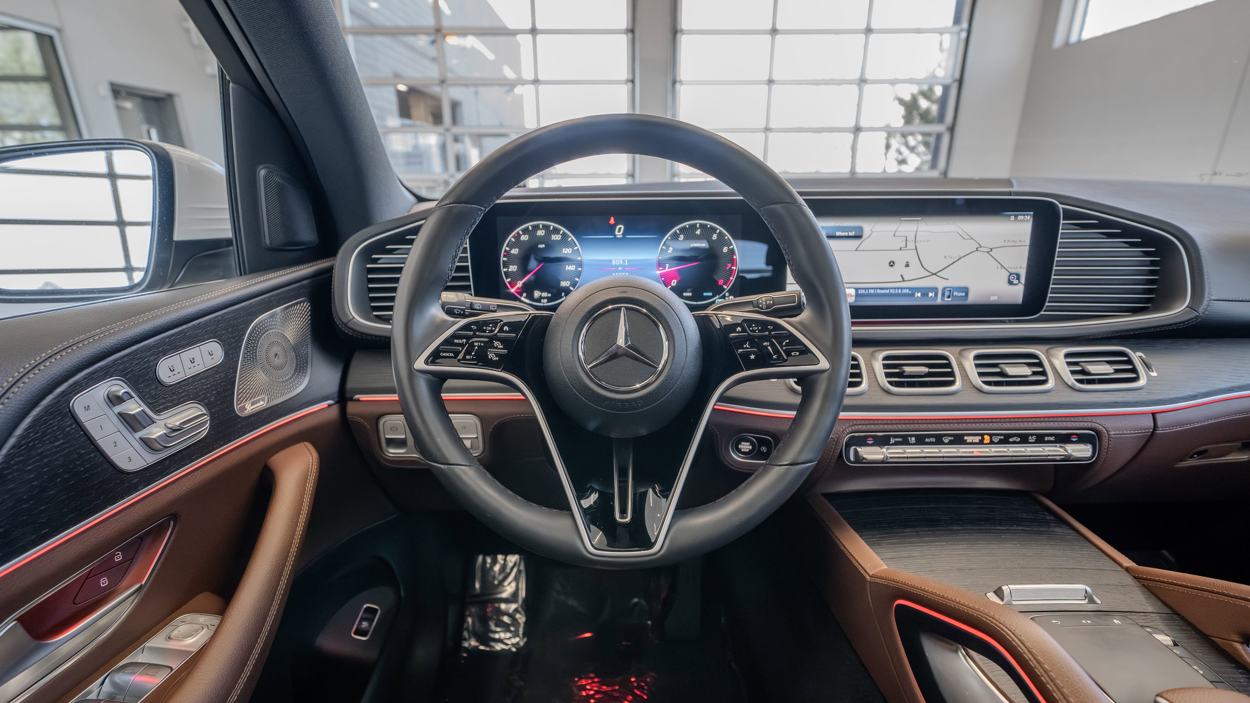 Certified 2024 Mercedes-Benz GLE 350 4MATIC image 9