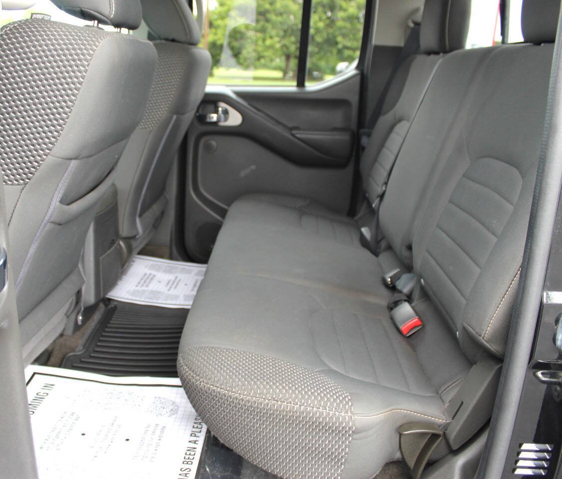 Used 2018 Nissan Frontier PRO-4X AWD/4WD image 14