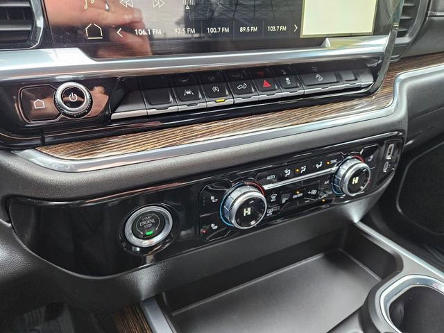 Used 2023 GMC Sierra 1500 Elevation AWD/4WD image 32