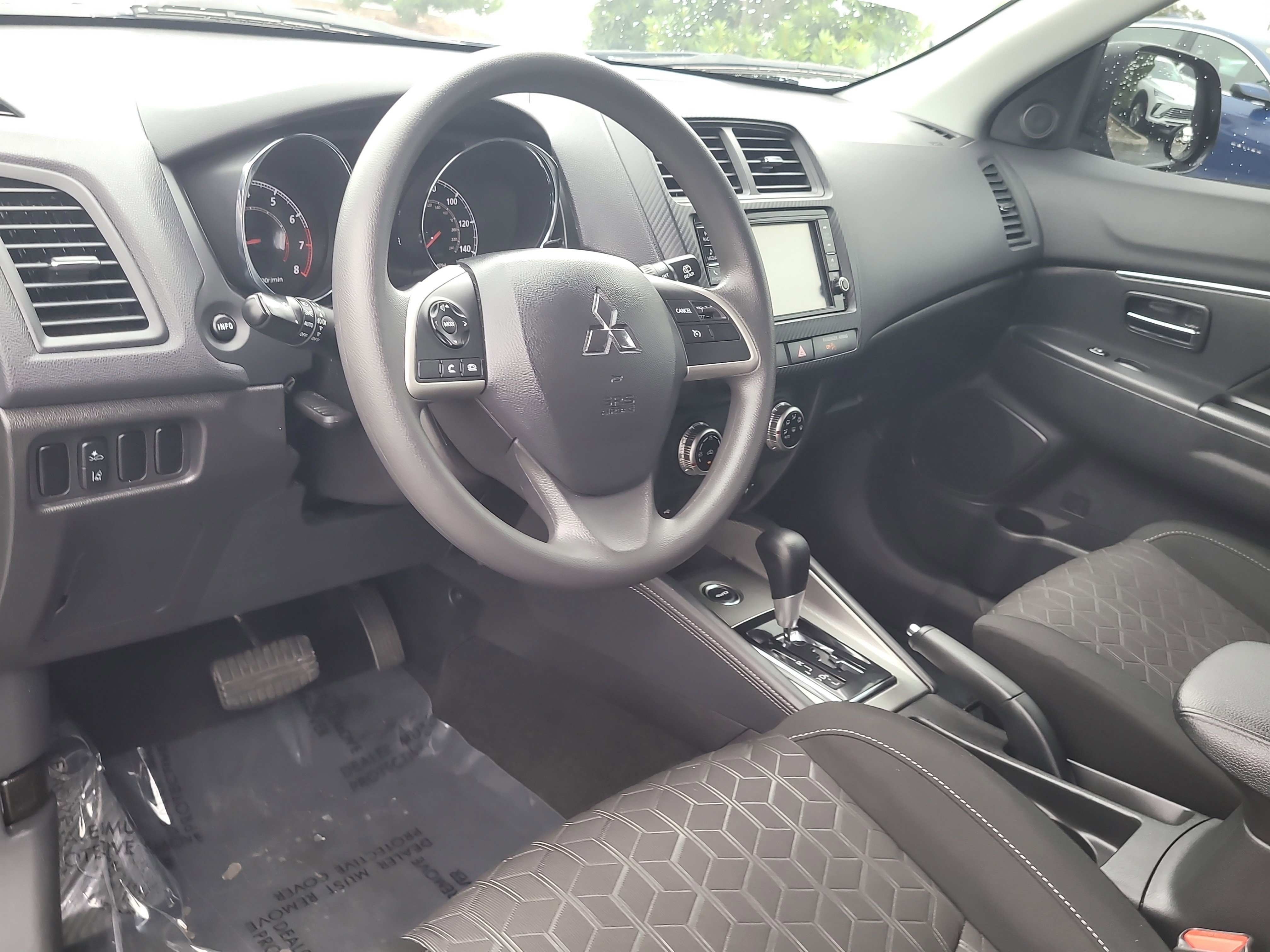 Used 2024 Mitsubishi Outlander Sport ES image 18