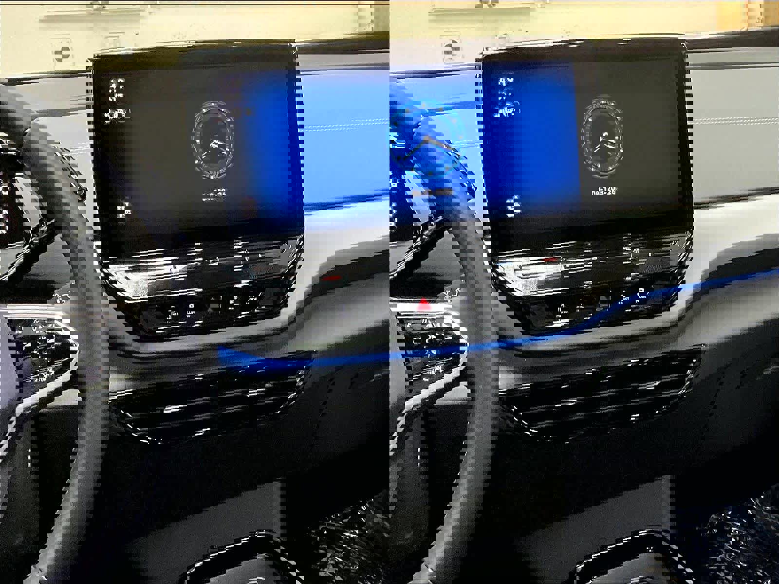 Used 2023 Volkswagen ID.4 Pro image 8