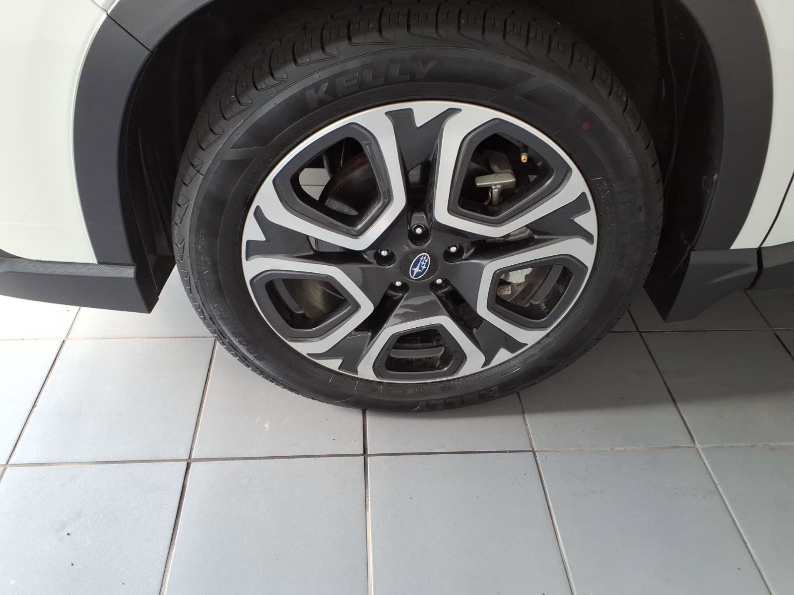 Certified 2023 Subaru Ascent Limited w/ Technology Package image 9