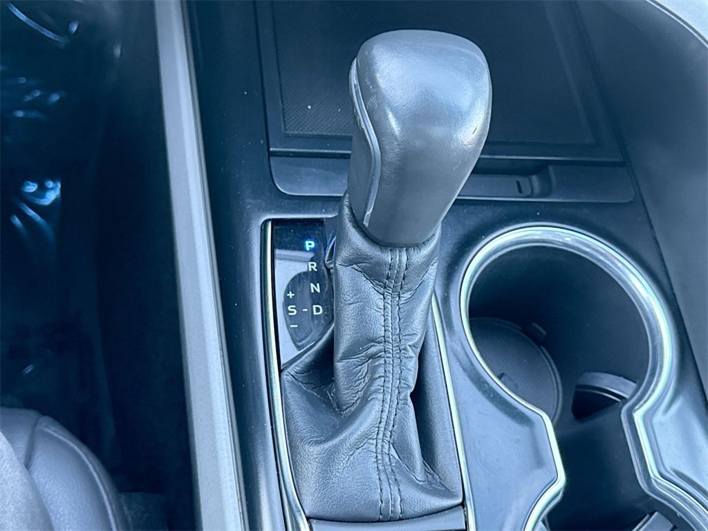 Used 2018 Toyota Camry XLE image 21