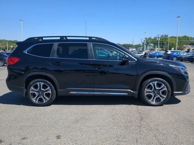 Used 2023 Subaru Ascent Limited AWD/4WD image 3