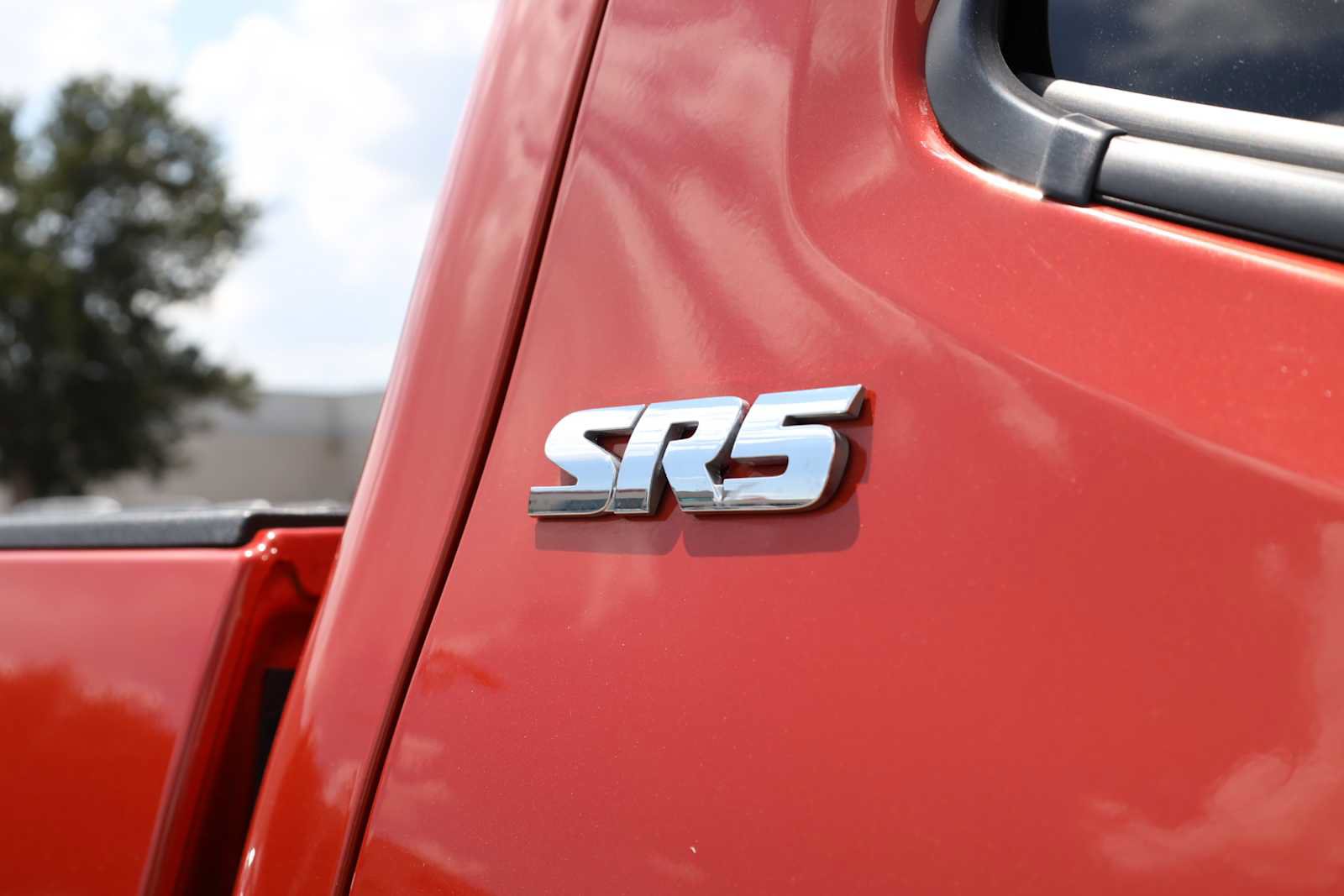 Used 2017 Toyota Tacoma SR5 RWD image 48