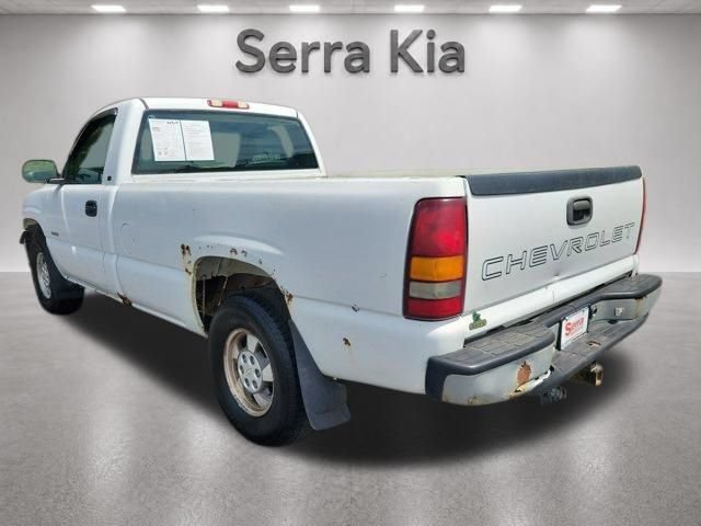 Used 2001 Chevrolet Silverado 1500 4x4 Regular Cab w/ Firm Ride Suspension Pkg image 3