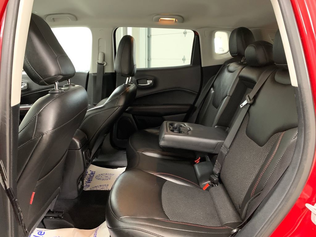 Used 2019 Jeep Compass Trailhawk image 15