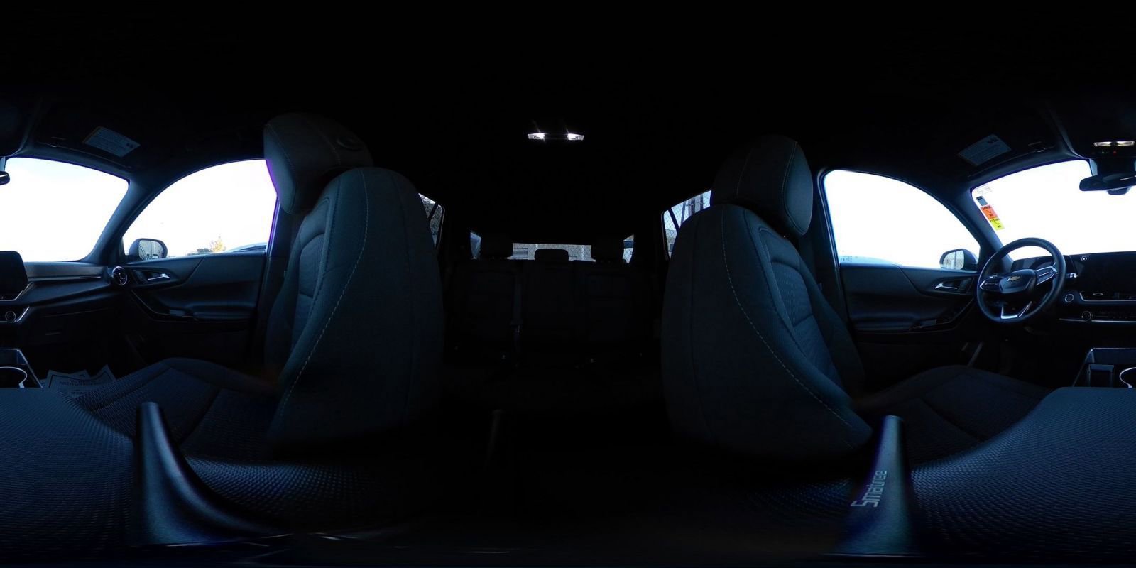 Used 2025 Chevrolet Equinox LT image 46