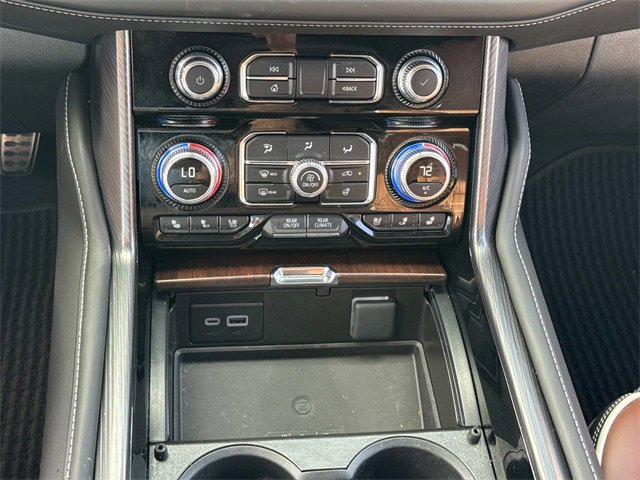 Used 2024 GMC Yukon Denali Ultimate image 27