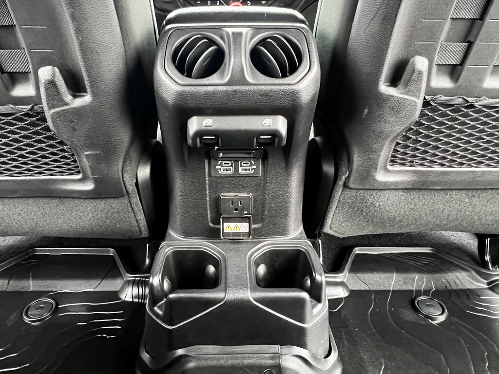 Used 2021 Jeep Wrangler Unlimited Rubicon w/ Safety Group image 19