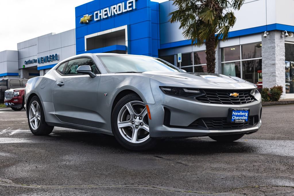 Used 2023 Chevrolet Camaro LT image 1