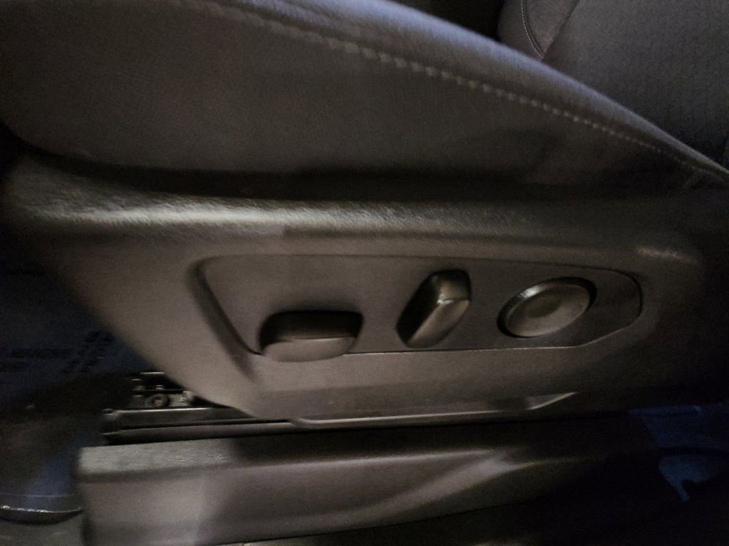 Certified 2025 Chevrolet Silverado 1500 RST image 12