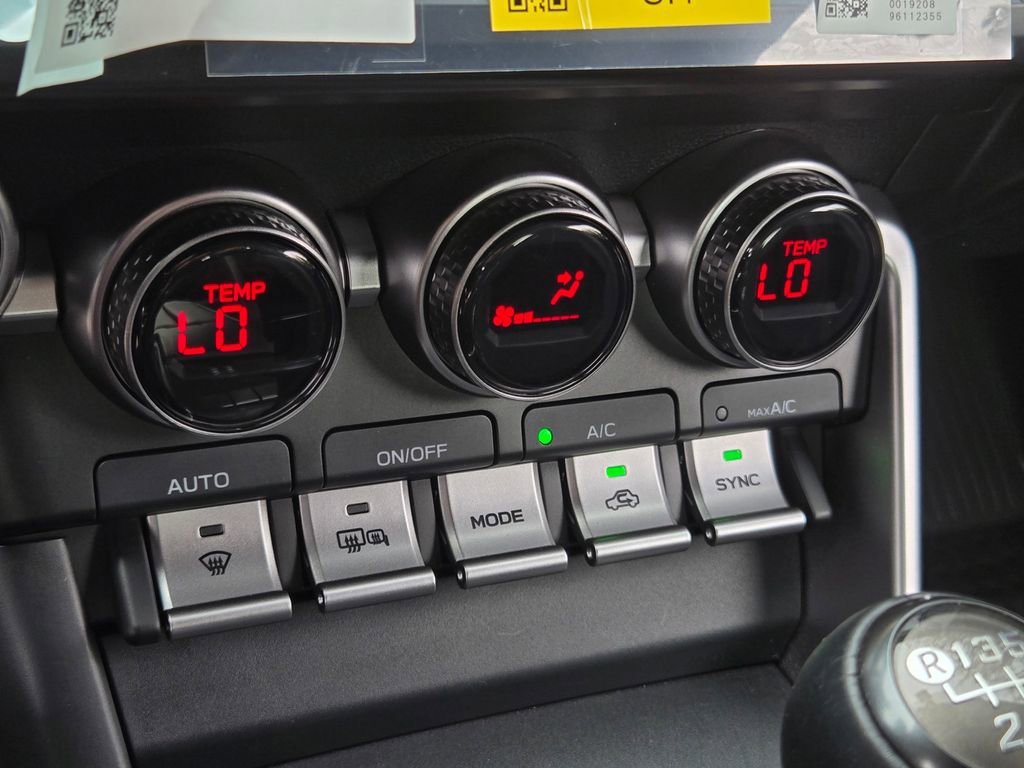 Used 2024 Toyota GR86 Premium image 17