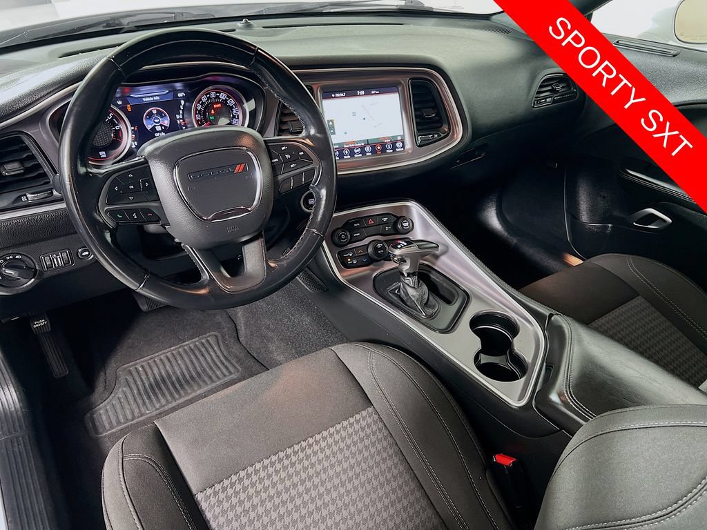 Used 2019 Dodge Challenger SXT RWD image 22