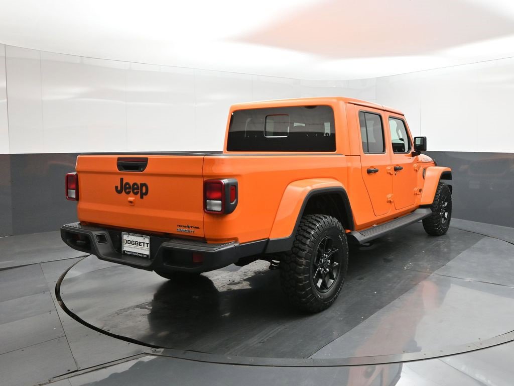 New 2025 Jeep Gladiator Sport image 11