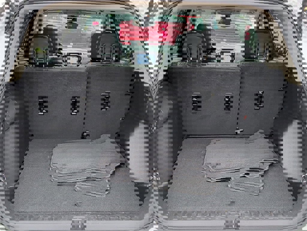 Used 2018 GMC Terrain Denali w/ Advanced Safety Package image 5