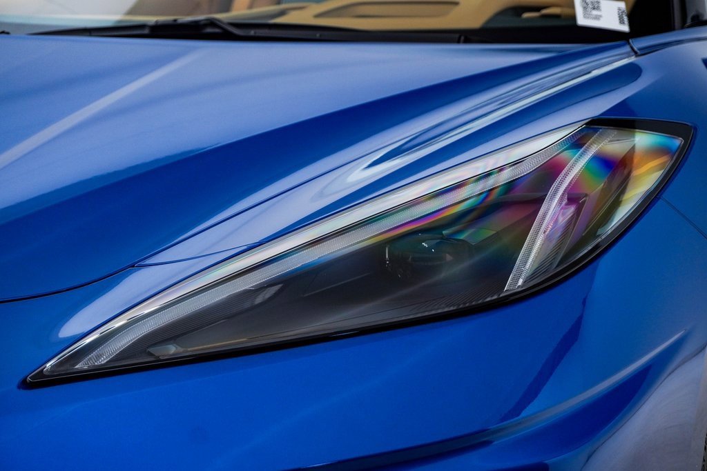 Used 2022 Chevrolet Corvette Stingray Premium Conv w/ Z51 Performance Package image 7