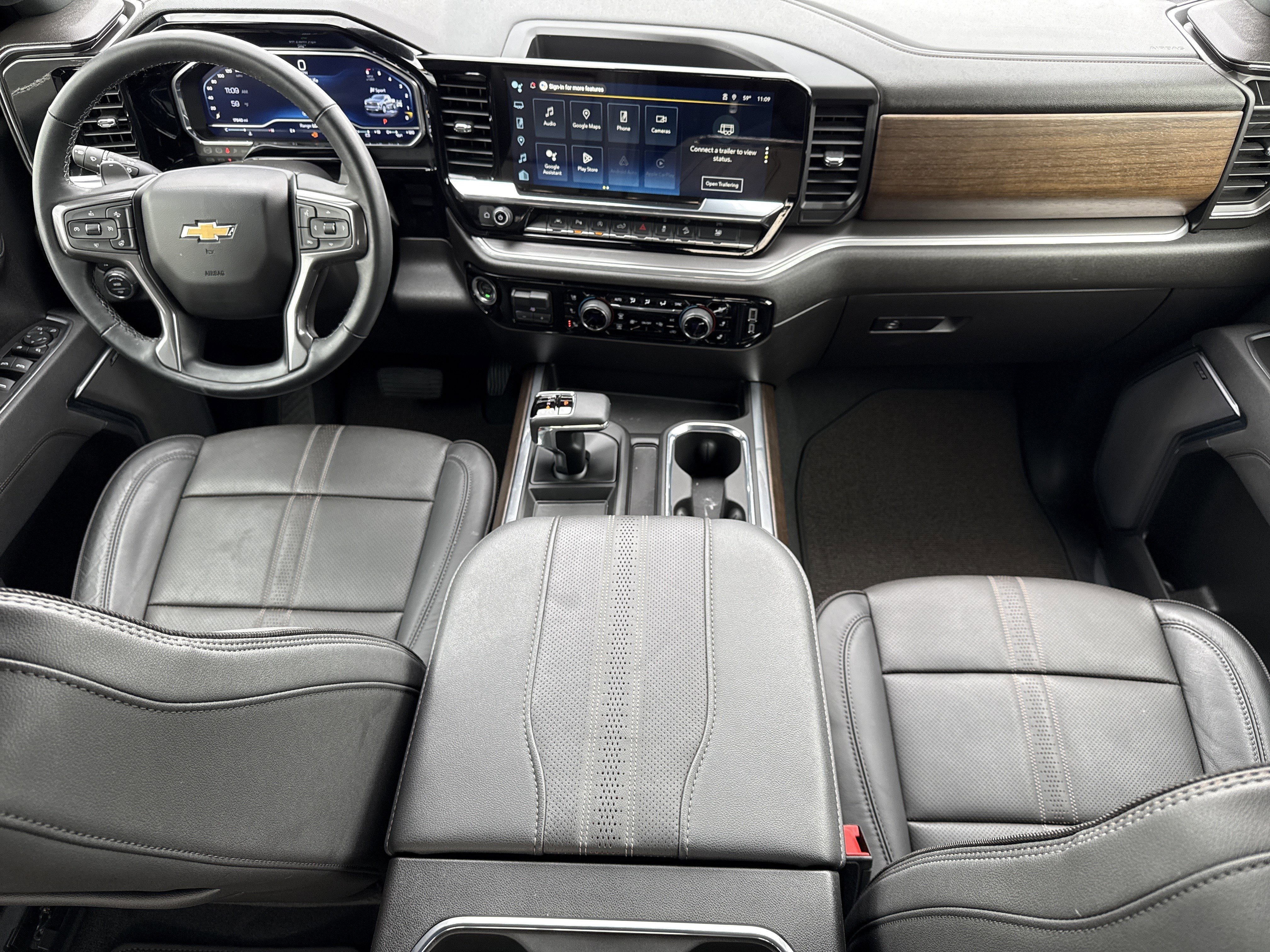 Certified 2025 Chevrolet Silverado 1500 High Country w/ Technology Package image 29