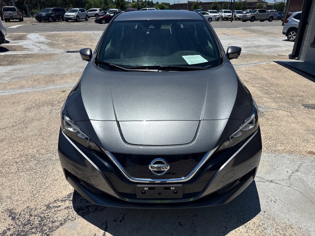Used 2018 Nissan Leaf SL w/ SL Technology Package FWD image 5