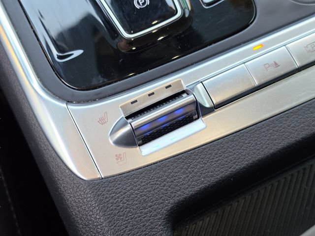 Certified 2025 Kia Carnival SX FWD image 35
