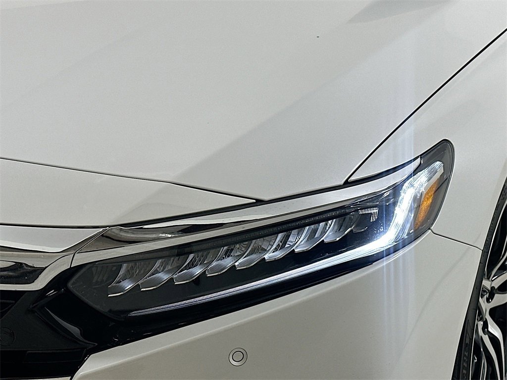Used 2021 Honda Accord Touring image 21